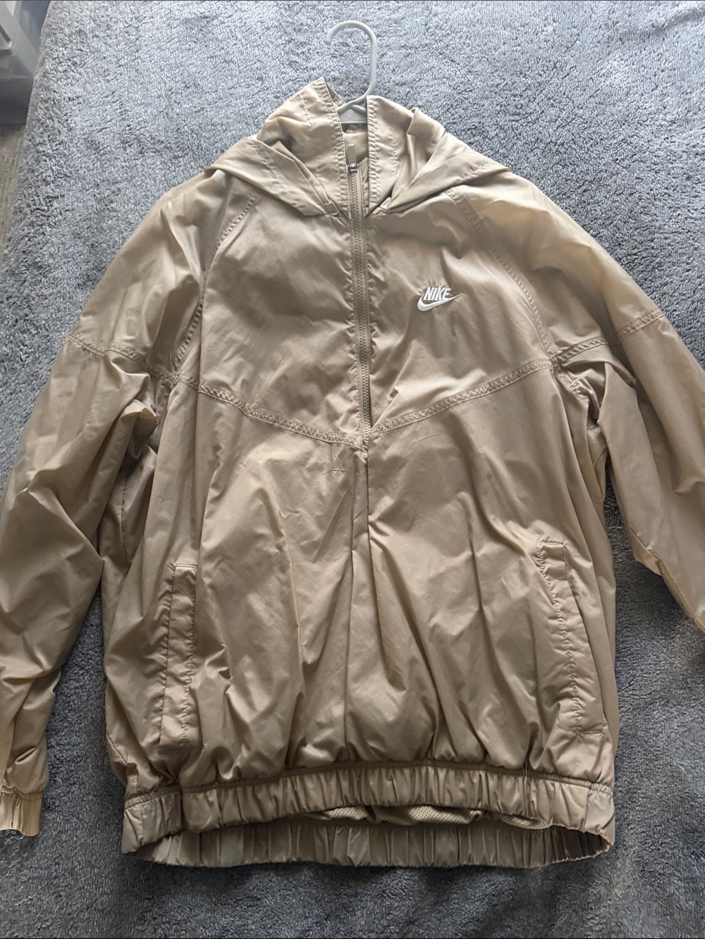 Nike Men's Hooded Windbreaker Jacket in Beige/Tan